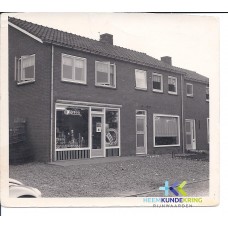 Winkel Gerritzen Zandstraat 4 Spijk 1960